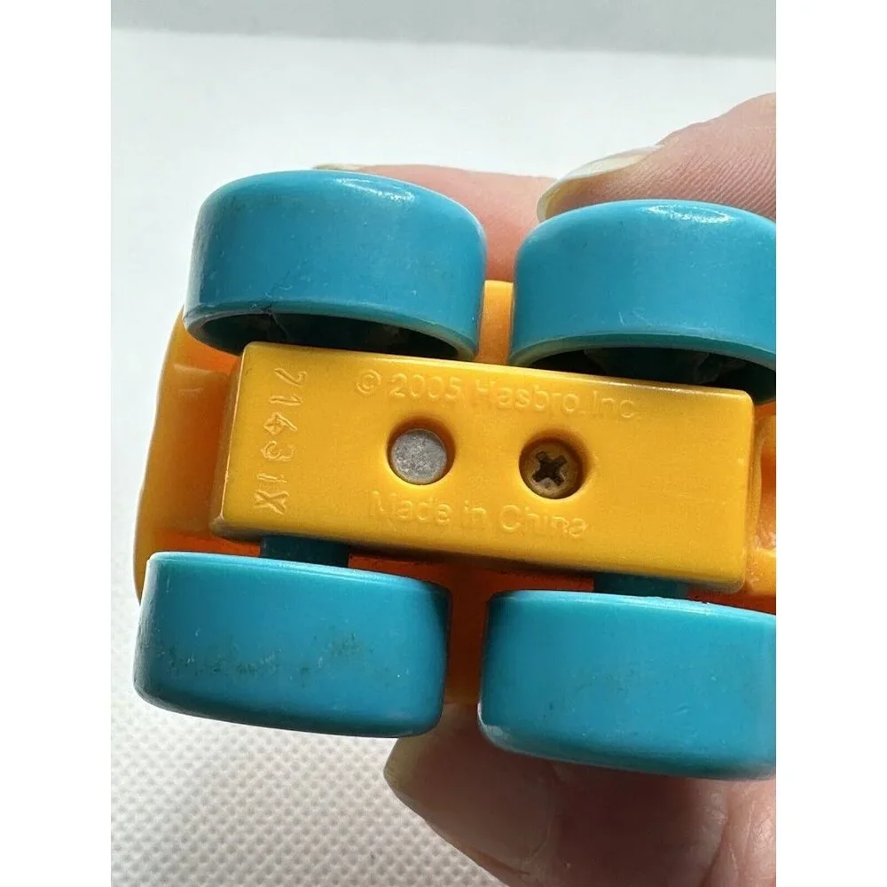 Tonka Chuck‎ & Friends 2.5” Dump Truck Engine Yellow 2008 Hasbro Toy